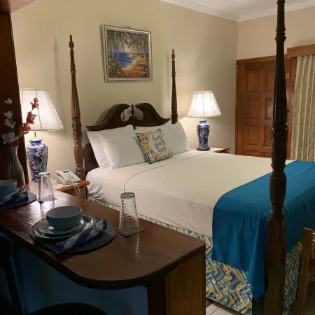 Rayon Hotel