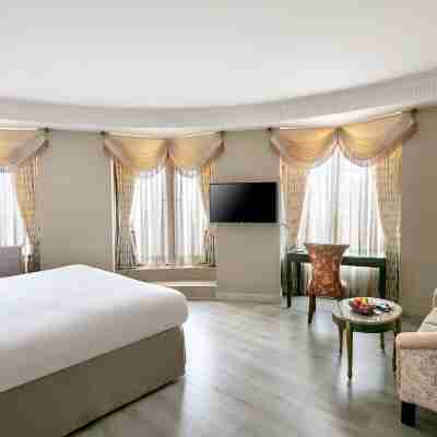 Radisson Blu MBD Hotel Noida Rooms