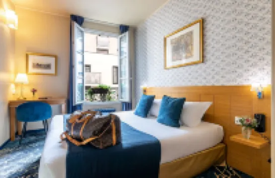 Hotel Romance Malesherbes by Patrick Hayat Hotels in Paris