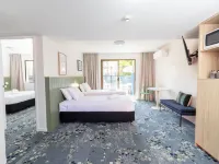 Currimundi Hotel Motel Hotels in Caloundra