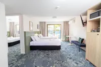 Currimundi Hotel Motel Hotels in Birtinya