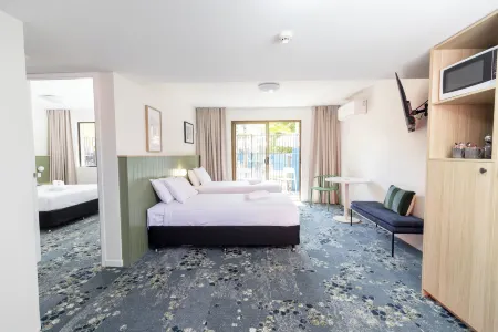 Currimundi Hotel Motel