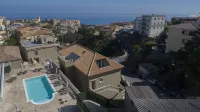 Sui Generis - piscine