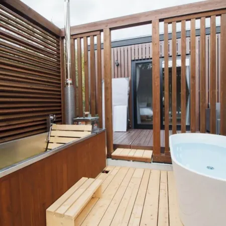LOCALINO STAY AOSHIMA by Tranova