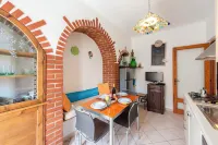 Kimera Del Parasio - Happy Rentals