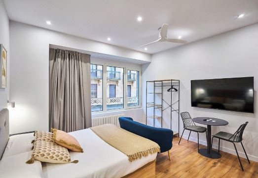 아파르타멘토스 아리바 예약 꿀팁