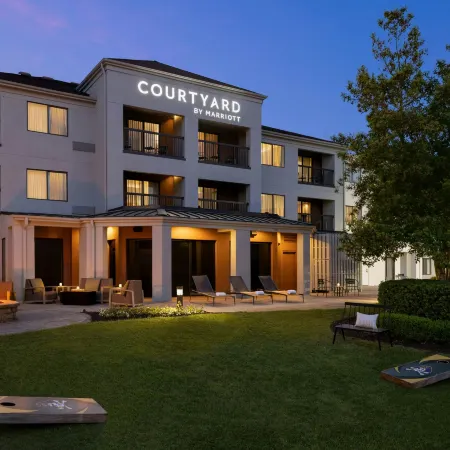Courtyard Greenville