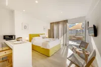 Maryflower Premium Apartments Piraeus Hotel a 