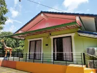 Khonchom Resort Hotels in Nong Khae