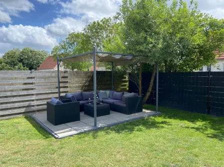 Holiday Home with Pet-Friendly Garden