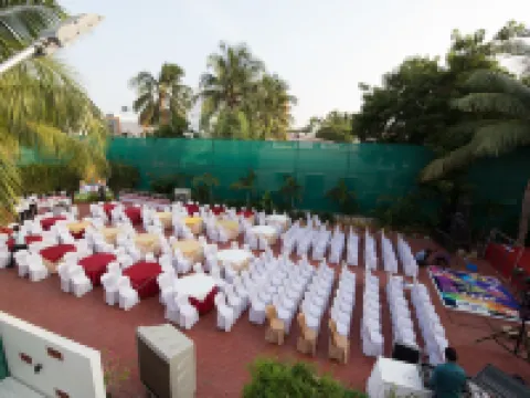 Hotel Apple Ttree Hotels in Tirunelveli