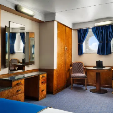 瑪麗皇后酒店 鄰近愛荷華戰艦博物館的酒店