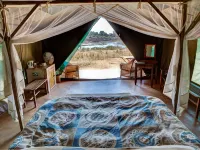 Flatdogs Camp Hotels in Mambwe
