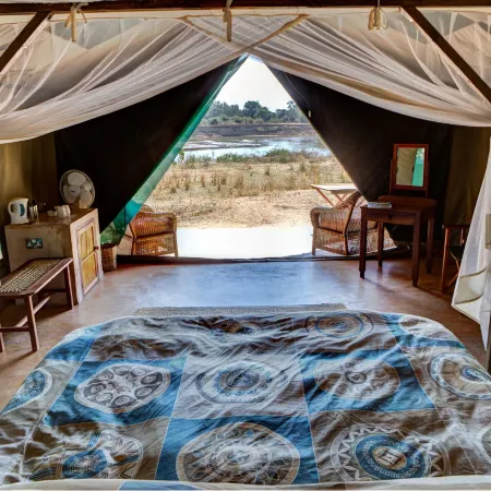 Flatdogs Camp Hotels in Mambwe