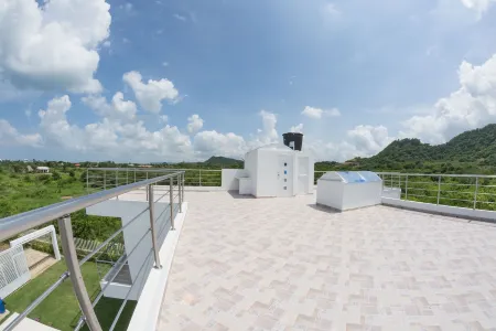 Mandalay Coast Cabaña Cerca A la Playa