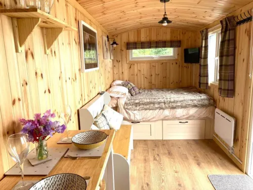 Woodhead Shepherds Hut - Sleeps 2 - Parking - ห้องครัว