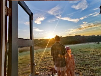 View from Hotel Gorgeous Horsebox at Glamp in Style in East Sussex Photo
