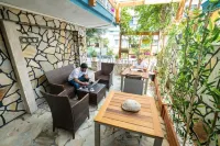 Çeşme Flowers Hotel - 2 estrellas
