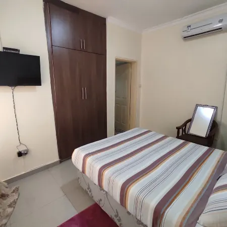 Scm Lodges & Apartments
