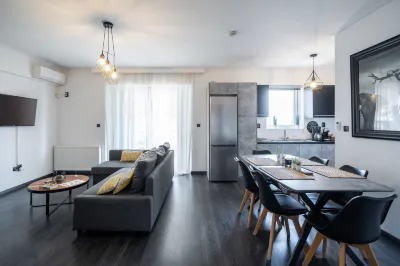 Duplex Penthouse with Sauna & Acropolis View Ξενοδοχεία στην πόλη Vyronas