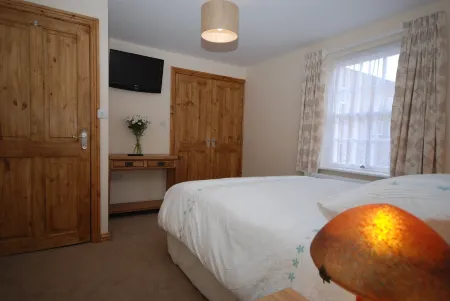 Saltburn Holidays Bluebell Cottage Отели в г. Гисборо