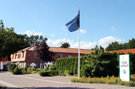 Hotel Wittorf Отели в г. Бад-Брамштедт