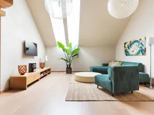 Roset Hotel & Residence