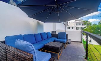 Villa Azure Ocean Suites