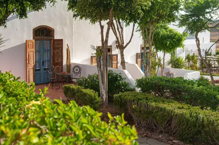 Finca Maltes San Jose Отели в г. El Cabo de Gata