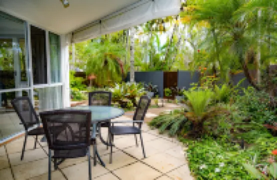 Noosa Tropicana - Airport Shuttle