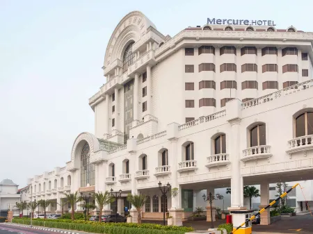 Mercure Jakarta Batavia Отели рядом со станцией Jakartakota Station
