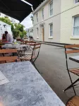 Newly Refurbished 2nd Floor Apartment Lil Nauti