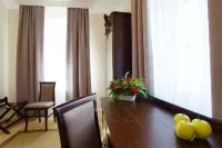 Villa la Pierre Hotels in Swidnica