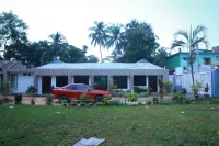 Resort World Hotels near Shahibagh Jame Masjid