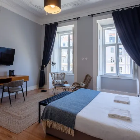 Lisbon Check-in Guesthouse Отели рядом с достопримечательностью «Монастырь Жеронимуш»