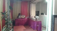 JK Rooms 126 Parashar Legacy - Opp Railway Station - Airport Shuttle