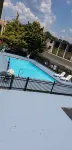 Days Inn by Wyndham Ashland - Pools