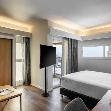 Prima City Hotel Отели рядом с достопримечательностью «Пляж Гордон»