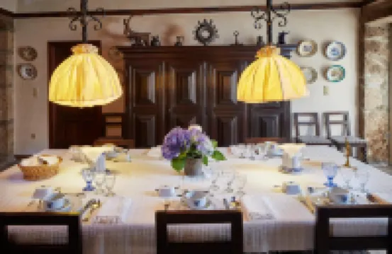 卡奈多民宿 西羅利克百思圖酒店