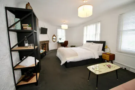 Chequers Inn Отели в г. Седлскомб