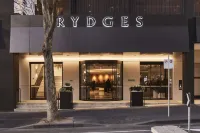 Rydges Melbourne an EVT hotel Hotels near Kenzan Japanese Restaurant