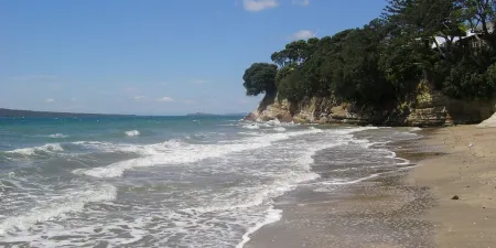 Anzac Court Motel Отели рядом с достопримечательностью «Девонпорт Музеум»