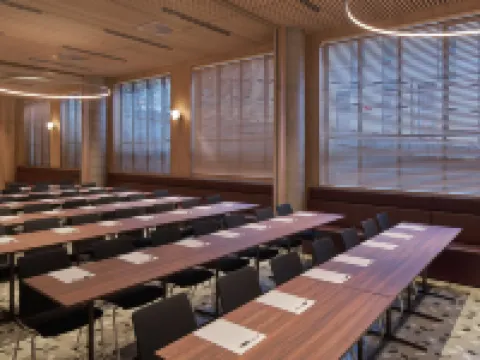 Zander K Hotel โรงแรมในบาร์เกิน