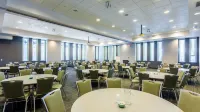 Residence & Conference Centre - Toronto Downtown