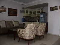 Burhaniye Merkez Otel Ξενοδοχεία στην πόλη Burhaniye