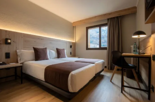 Comtes D’Urgell Hotels near Grandvalira Resorts