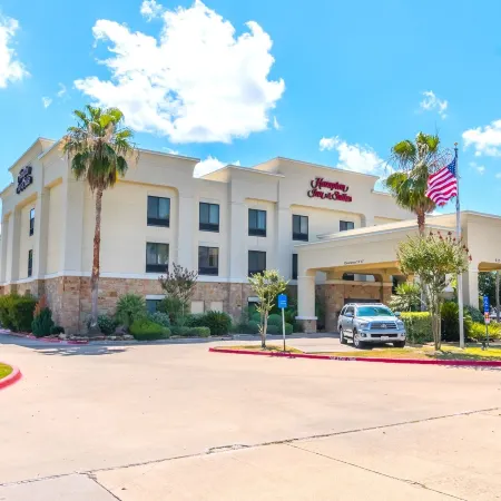 Hampton Inn & Suites College Station/US 6-East Bypass