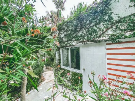 楠查萊海濱酒店