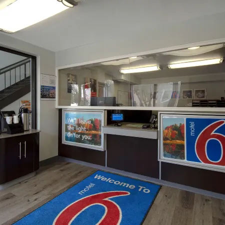 Motel 6 Merrillville, IN