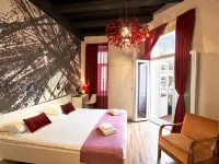 آرت هوتل لايك Hotels near منتزه آرت